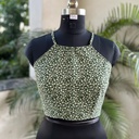 Northline Trendy Ditsy Floral Crepe Crop-top For women