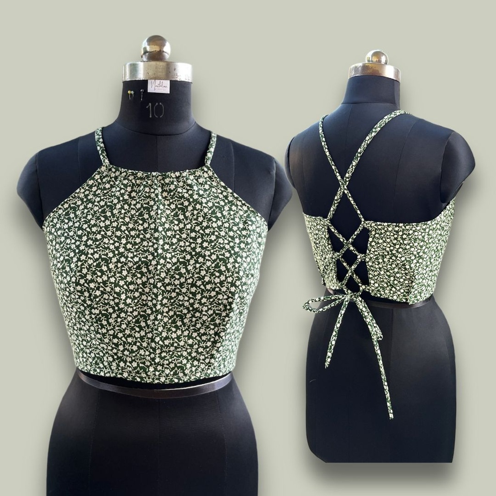 Northline Trendy Ditsy Floral Crepe Crop-top For women
